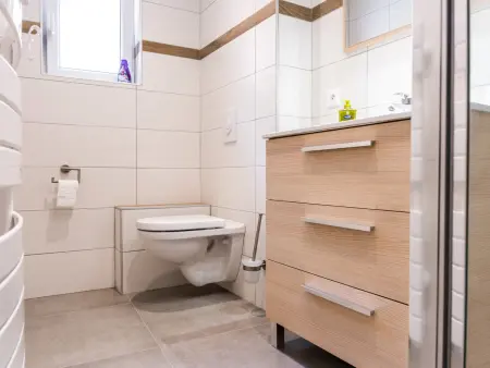 Maison rénovée au cœur de Thann : 3 chambres, cuisine équipée, proche randonnées et villes alsaciennes - Photo 7