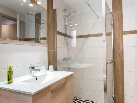 Maison rénovée au cœur de Thann : 3 chambres, cuisine équipée, proche randonnées et villes alsaciennes - Photo 8