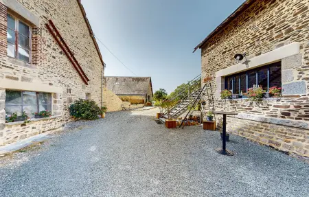 Appartement 2 niveaux en ancienne forge, parc Normandie-Maine : photo 10