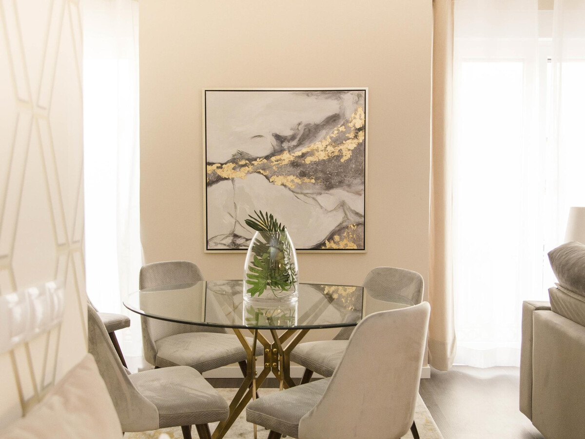 Appartement élégant au centre-ville avec Wi-Fi et climatisation - Photo 2