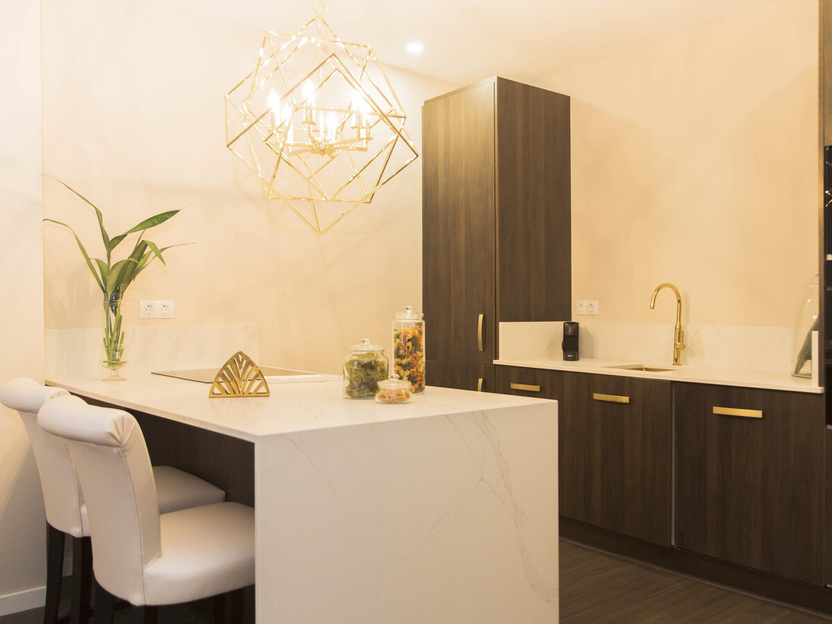 Appartement élégant au centre-ville avec Wi-Fi et climatisation - Photo 10