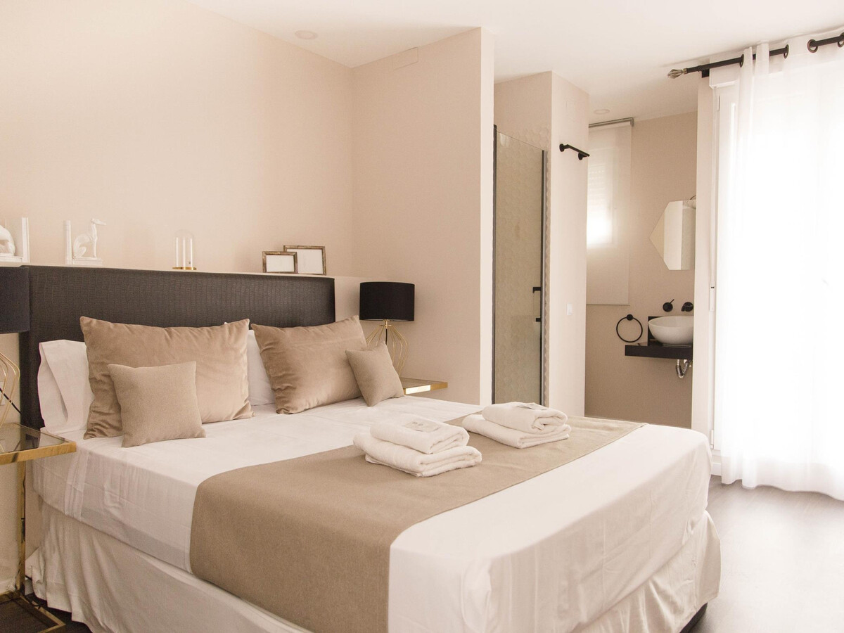 Appartement élégant au centre-ville avec Wi-Fi et climatisation - Photo 19
