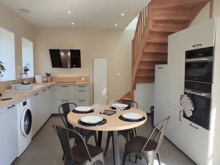 Gîte 65m² avec vue château, parc privé et animaux acceptés : photo 16
