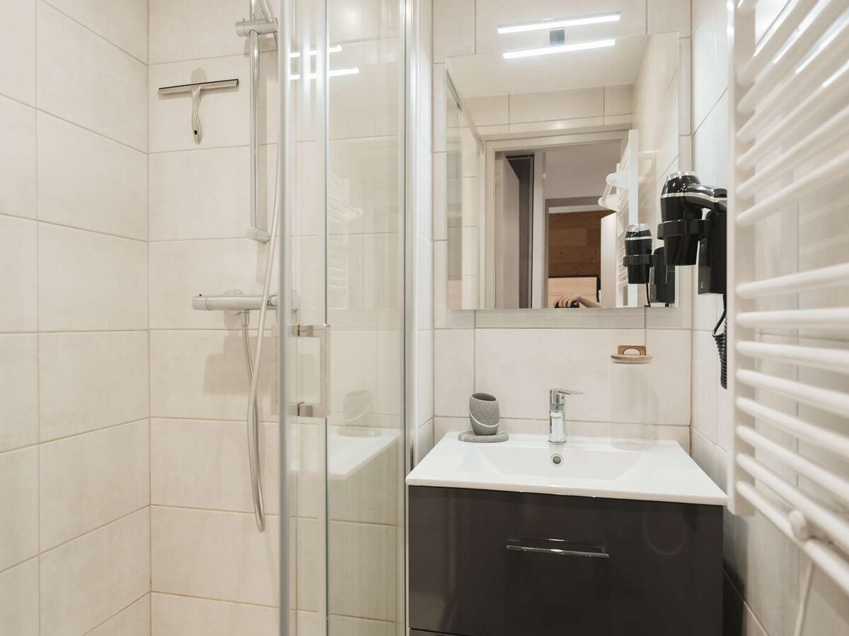 Appartement rénové 31m² skis aux pieds à Val Thorens - Photo 12