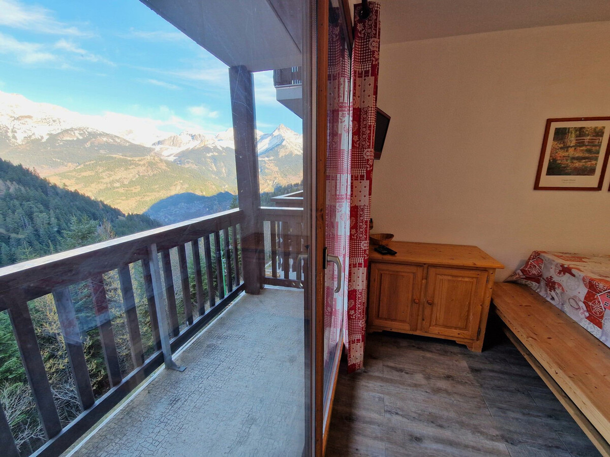 2 pièces + cabine 6 pers à Valfréjus, balcon Ouest - Photo 1