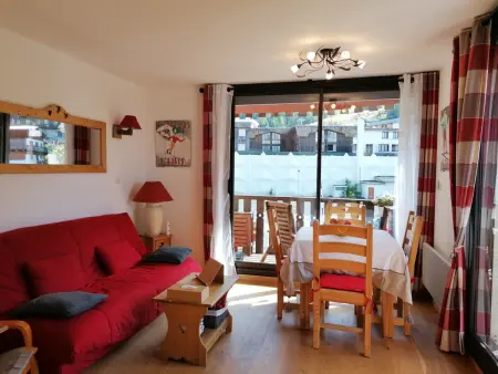 Location appartement à Pra Loup, Appartement rénové avec 3 balcons, WiFi, près des pistes à Pra Loup