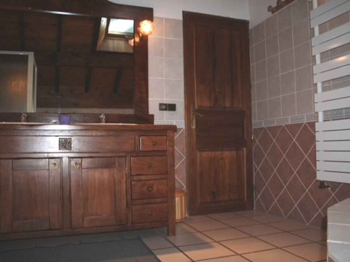 Chalet 8 pers, 3 chambres, cheminée et BBQ au Monêtier - Photo 16