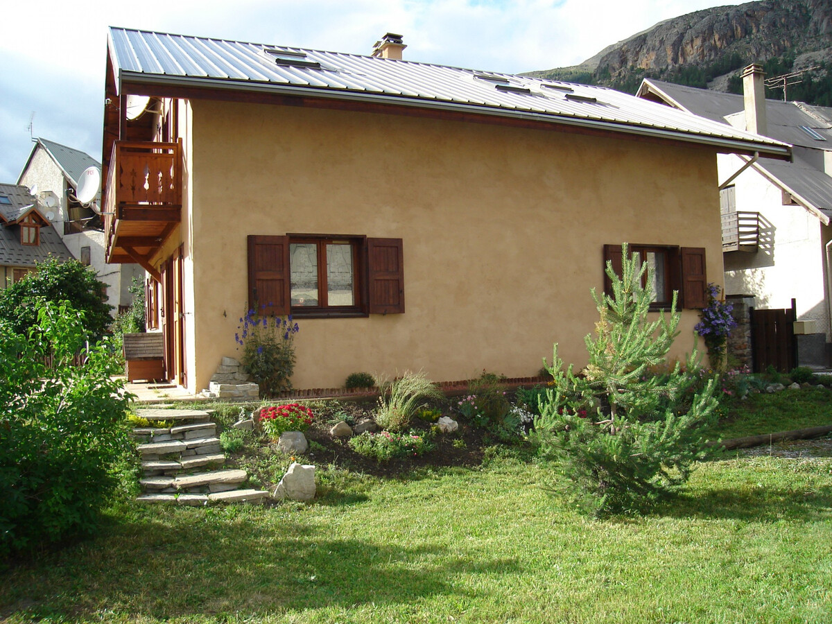 Chalet 8 pers, 3 chambres, cheminée et BBQ au Monêtier - Photo 23