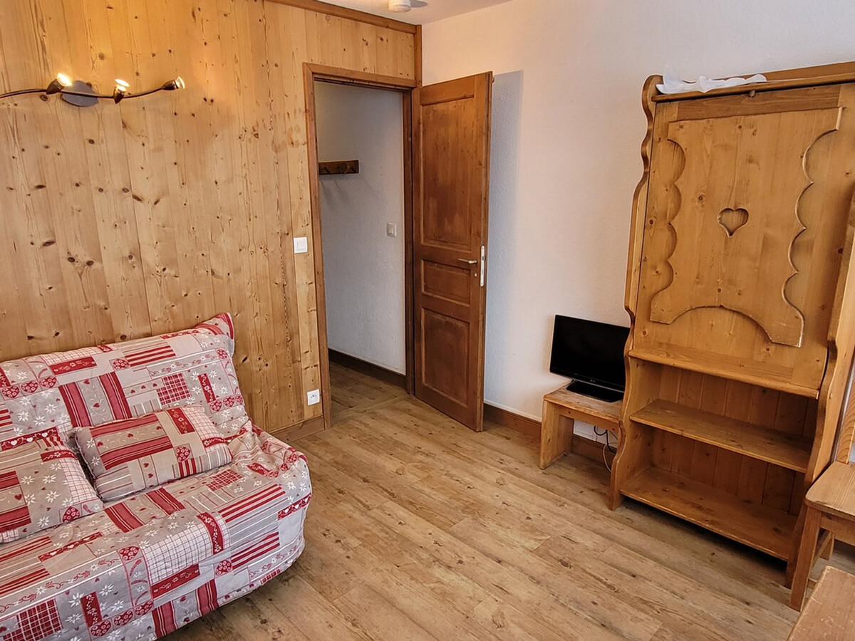 Studio 16m² rénové, accès direct pistes, vue Mont Blanc - Photo 5