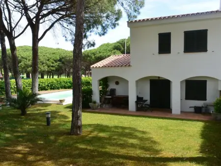 Location maison à Pals, Maison avec Jardin Privé, Piscine et Proche Plage à Pals
