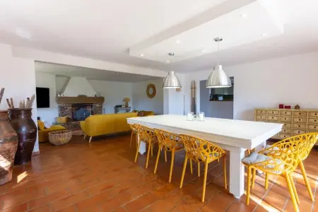 La Navarre, Villa à La Crau avec piscine privée - Photo 1