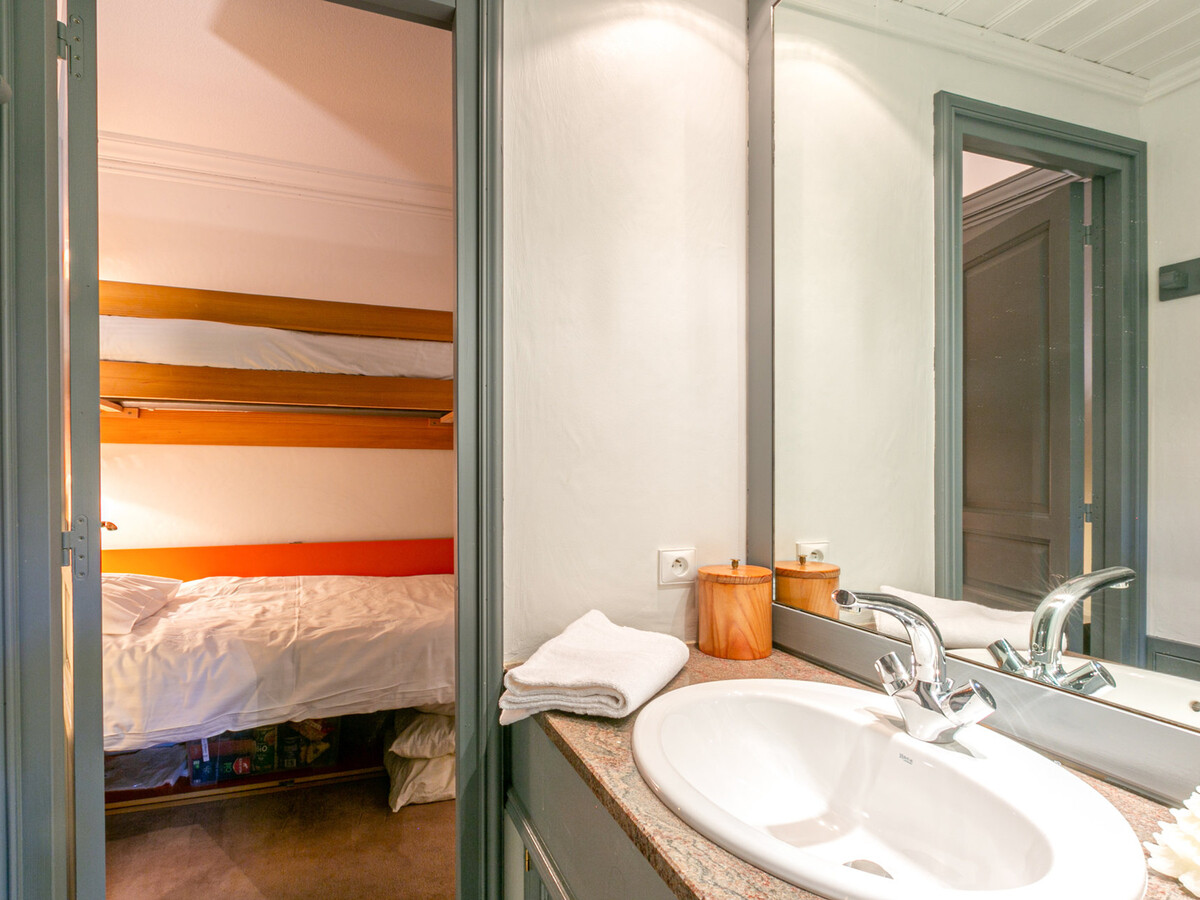 Appartement 6 pers. avec cheminée et terrasse Sud à Val-d'Isère - Photo 8