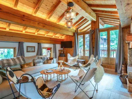 Location appartement à Val d'Isère, Appartement duplex de haut standing, skis aux pieds, 82m², 8 pers., cheminé, au cœur de Val dIsère