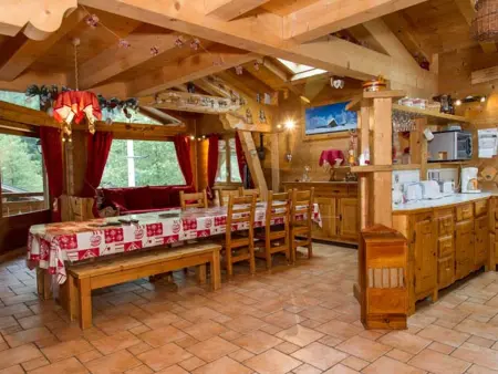Location appartement à Châtel, Chalet 8 pièces, 16 pers, proche village, parking, WiFi, animaux admis