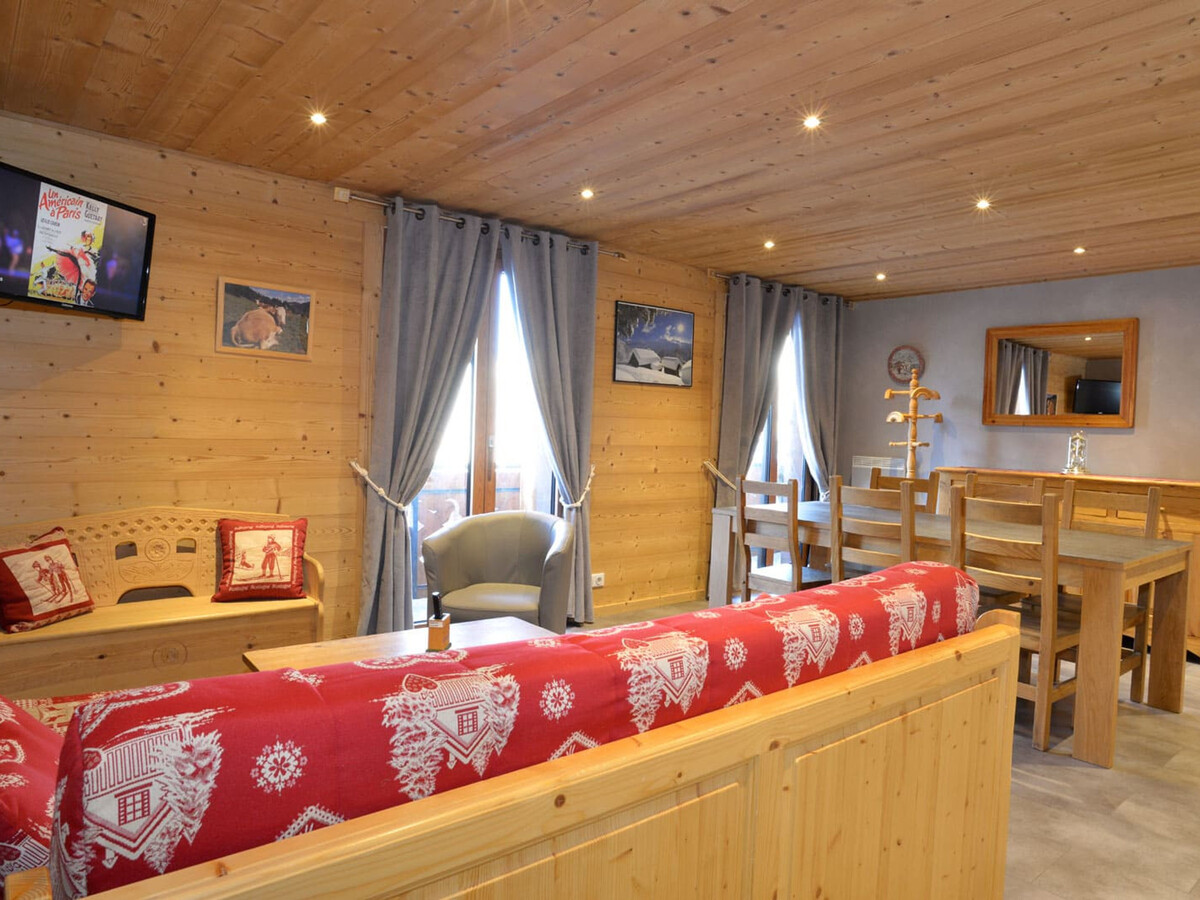 Appartement 3 pièces Châtel, 10 m centre aquatique - Photo 3