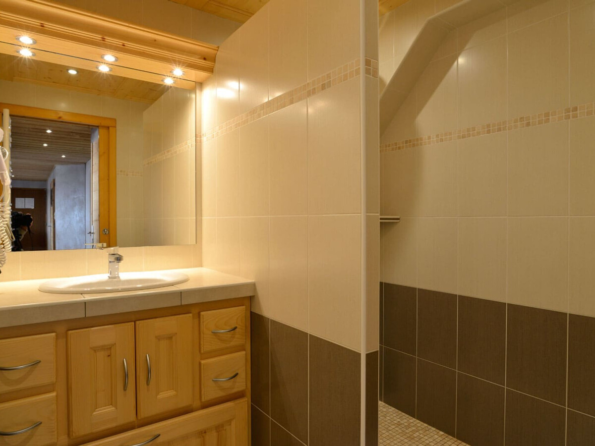 Appartement 3 pièces Châtel, 10 m centre aquatique - Photo 8