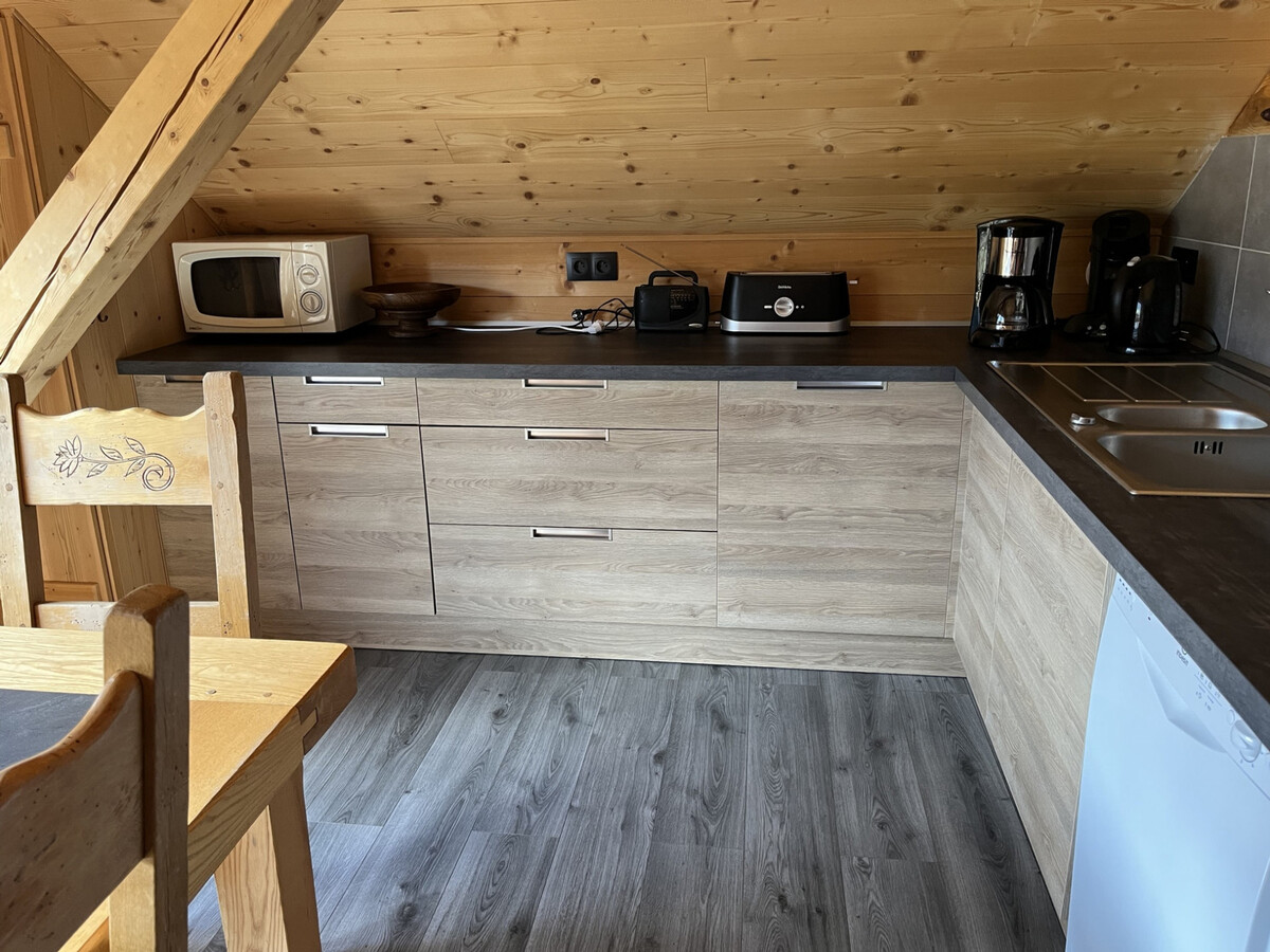 Chalet Les Pivottes : 2 chambres, 50 m², accès skis - Photo 4