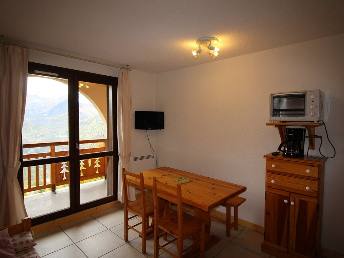 Studio cabine 4 pers à Auris, balcon vue Oisans - Photo 4
