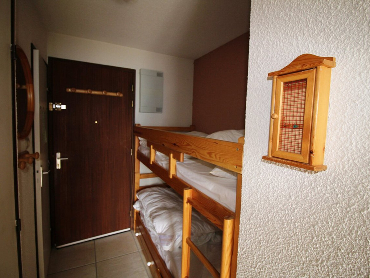 Studio cabine 4 pers à Auris, balcon vue Oisans - Photo 6