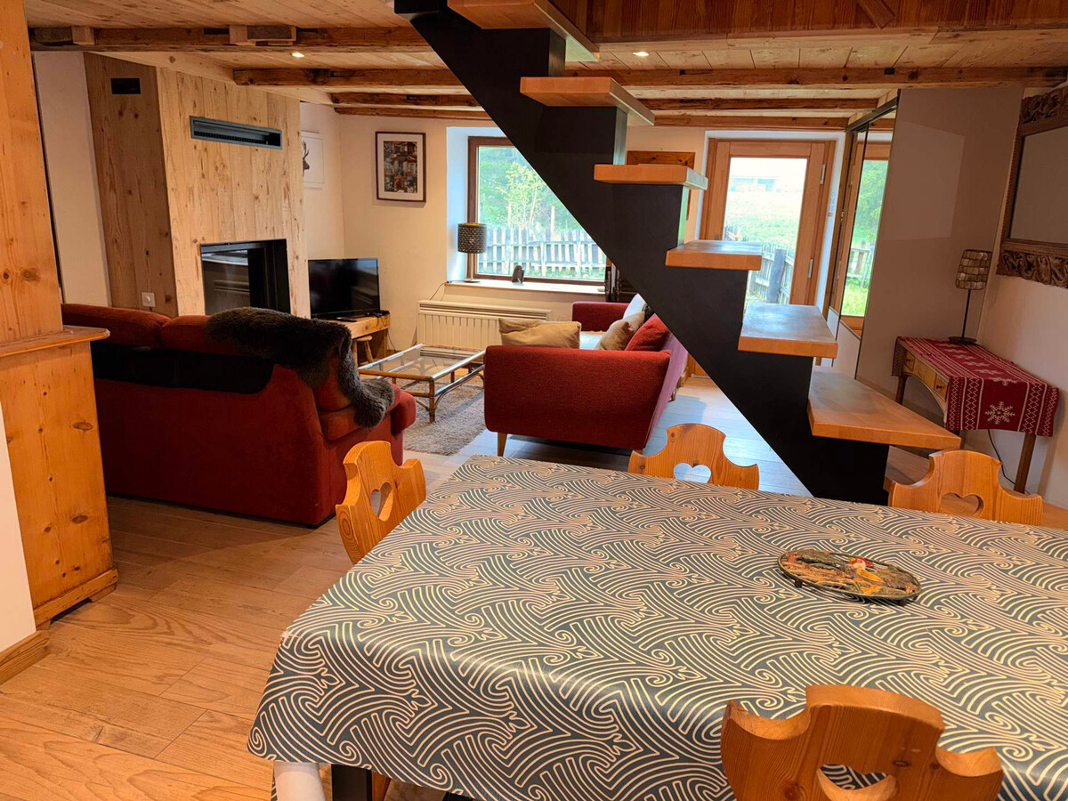 Chalet mitoyen 62 m² avec jardinet à Pralognan - Photo 3