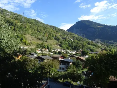 Appartement 2 pièces balcon vue montagne à Bourg-Saint-Maurice : photo 4