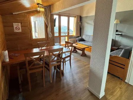 Location appartement à Belle Plagne, Appartement confort 3 pièces au pied des pistes, balcon et WIFI