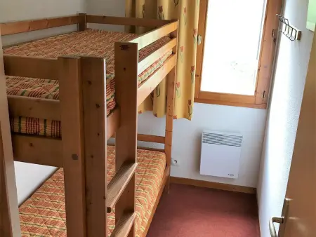 T3 40 m² balcon sud, piscine chauffée incluse : photo 6