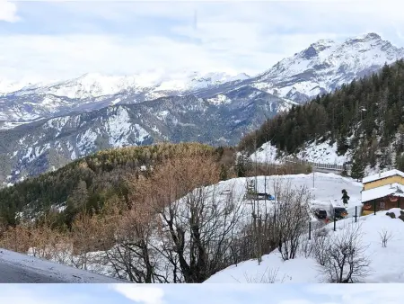 Mini T2 balcon plein sud à Barcelonnette : photo 9