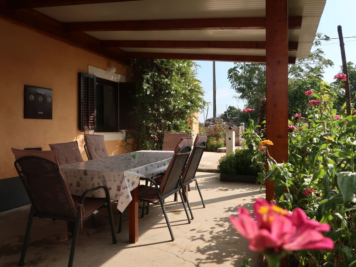 Maison Ariana avec piscine privée à Rakalj - Photo 8