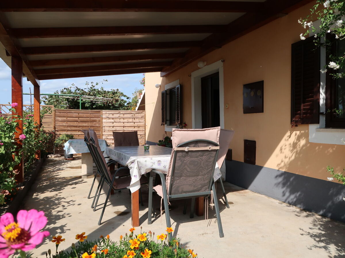 Maison Ariana avec piscine privée à Rakalj - Photo 9