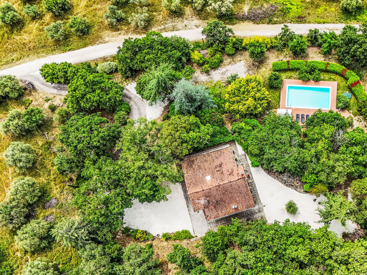Maison Mariani, 4 chambres avec piscine et vue lac - Photo 4