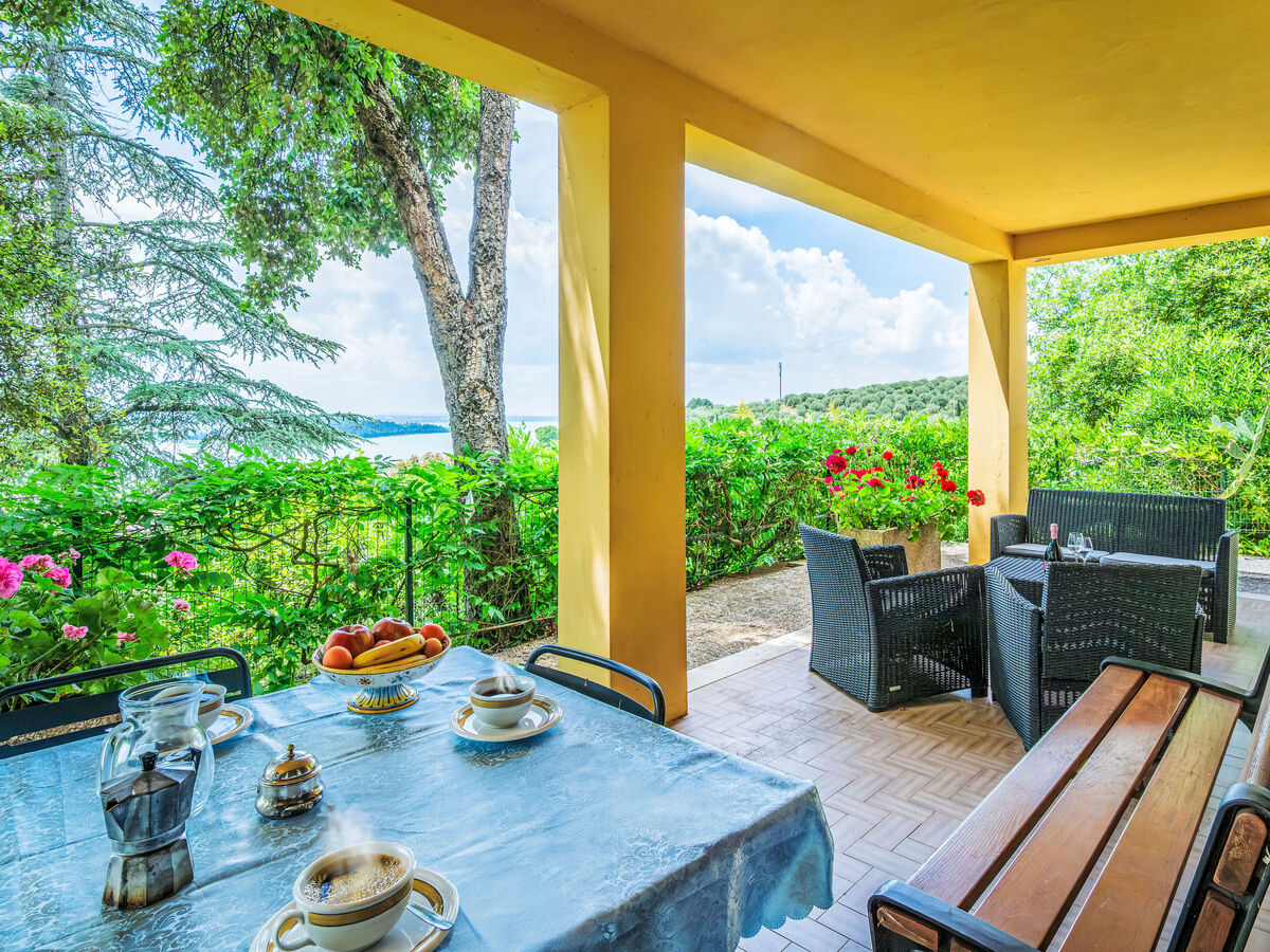Maison Mariani, 4 chambres avec piscine et vue lac - Photo 6