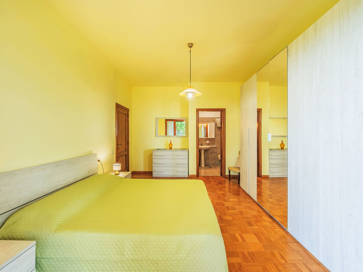 Maison Mariani, 4 chambres avec piscine et vue lac - Photo 15