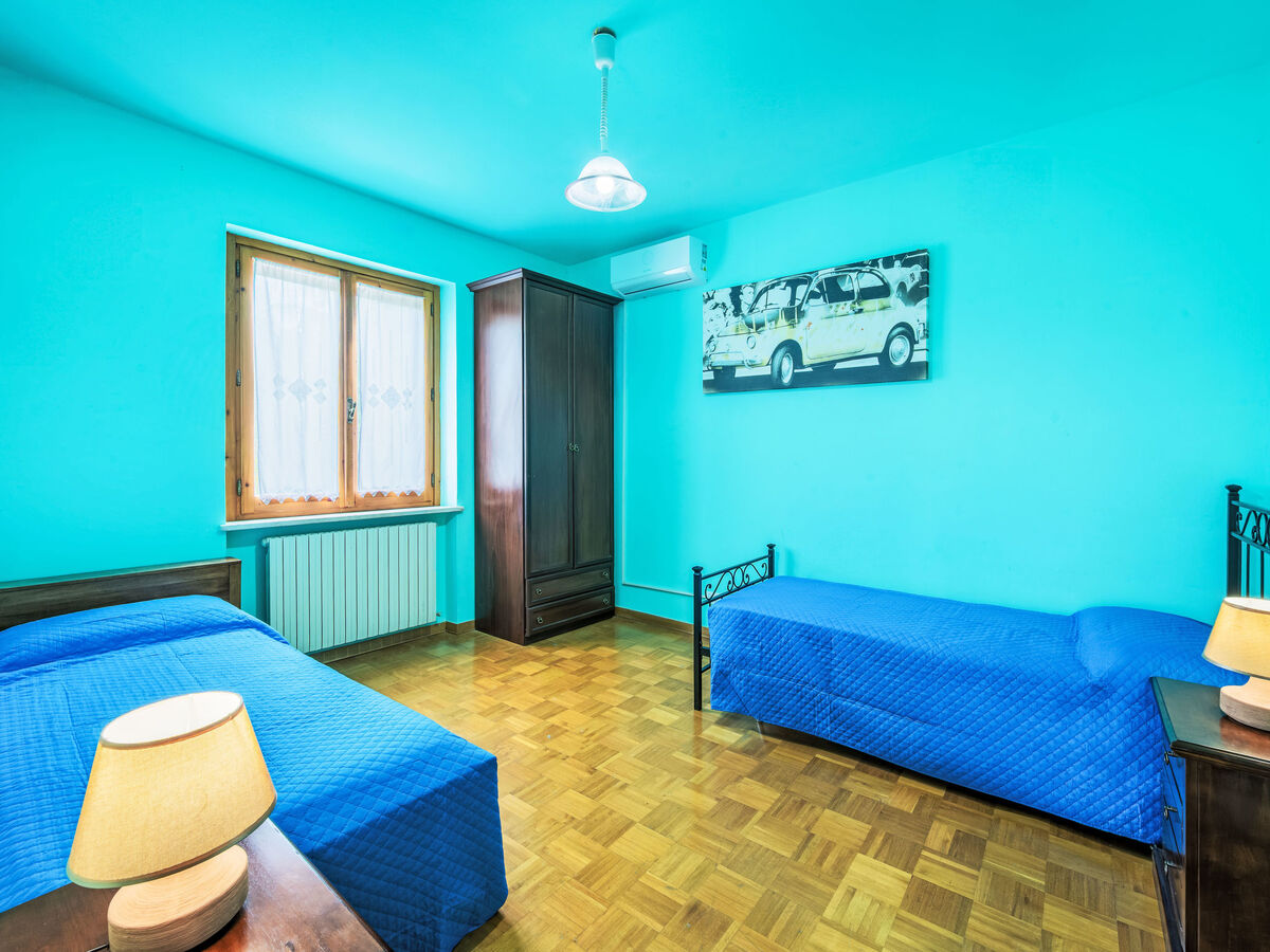 Maison Mariani, 4 chambres avec piscine et vue lac - Photo 18