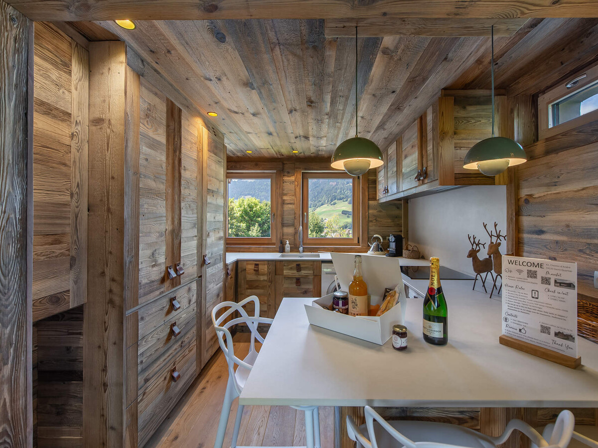 Appartement rénové 150m des remontées à Megève - Photo 1