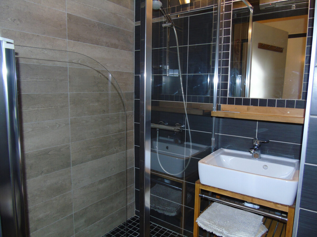 Appartement 2 pièces avec balcon et parking à Châtel - Photo 5