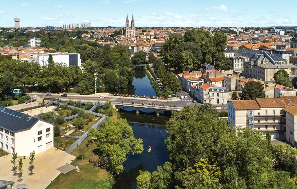 Maison 2 chambres avec jardin de 2500 m² à Souvigne - Photo 9