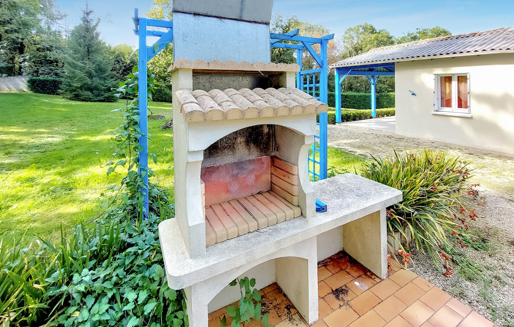 Maison pierre 50m² avec grand jardin à Souvigne - Photo 8