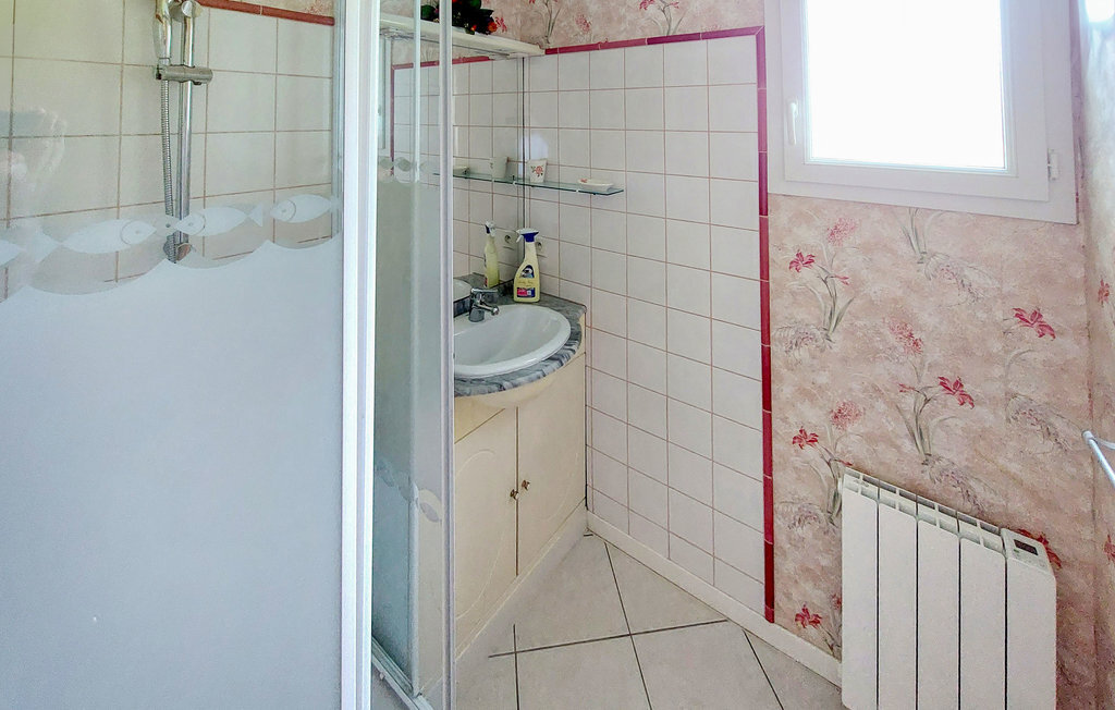 Maison pierre 50m² avec grand jardin à Souvigne - Photo 21