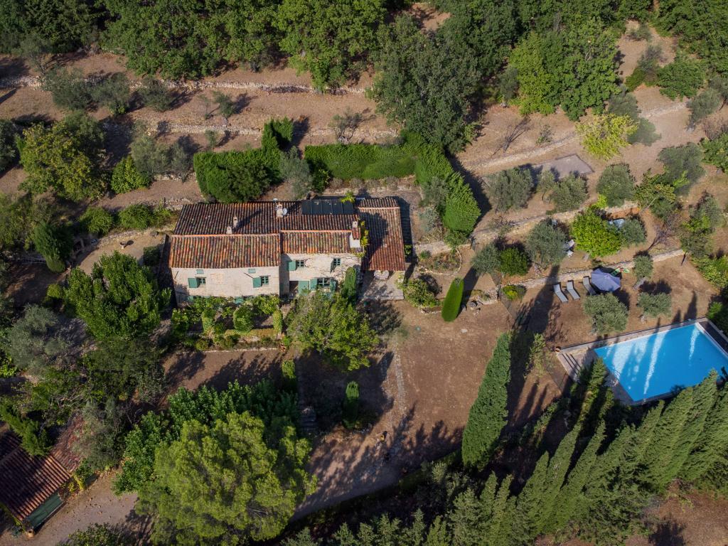 Villa Le Mas dormant en pierre, 4 chambres et piscine à Fayence - Photo 6