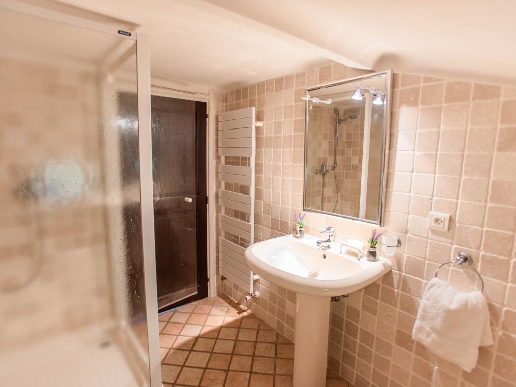 Villa Le Mas dormant en pierre, 4 chambres et piscine à Fayence - Photo 28