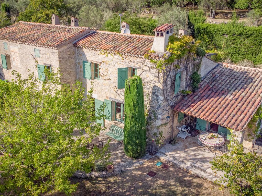 Villa Le Mas dormant en pierre, 4 chambres et piscine à Fayence - Photo 33