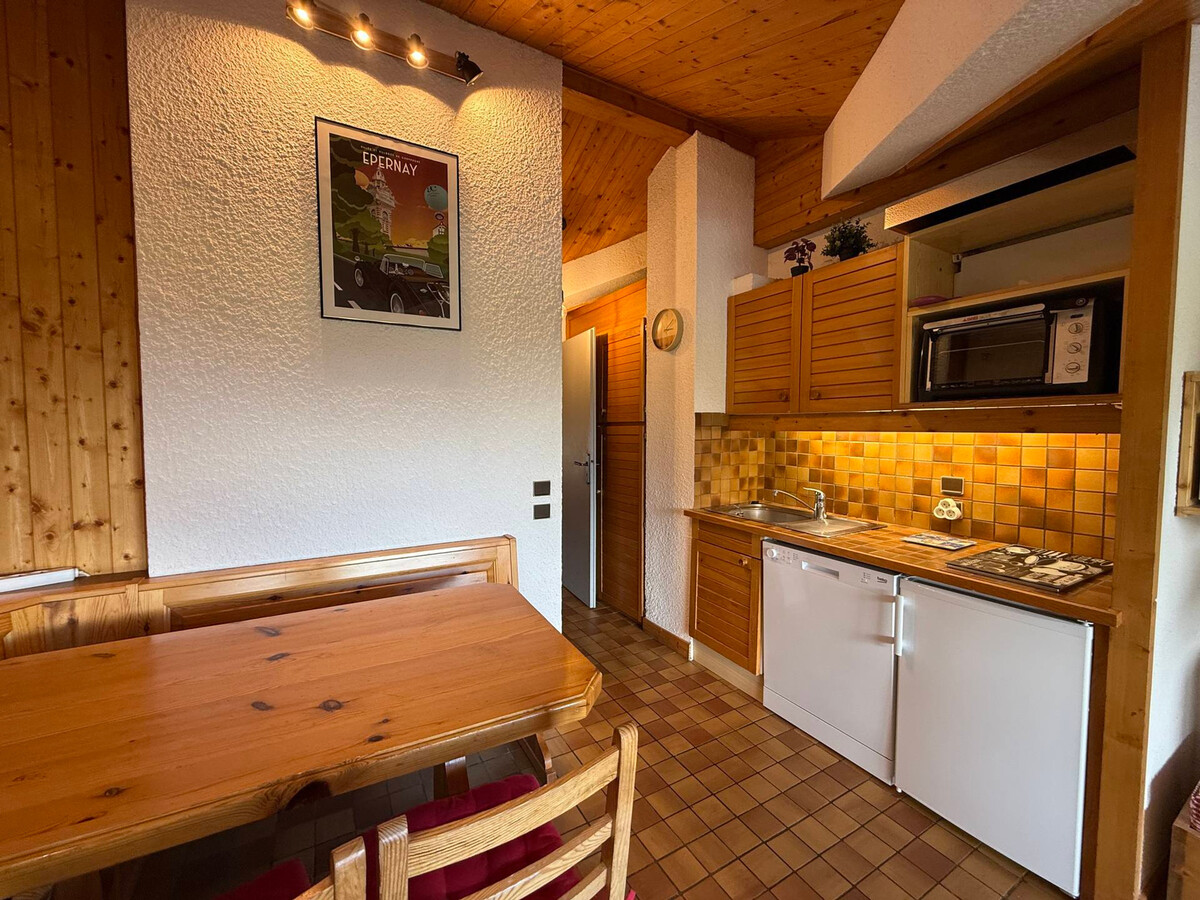 Studio cabine 4 pers aux Saisies, balcon sud, vue Beaufortain - Photo 5