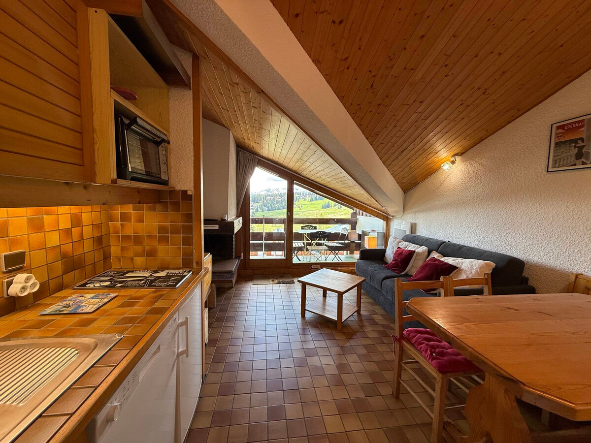 Studio cabine 4 pers aux Saisies, balcon sud, vue Beaufortain - Photo 6