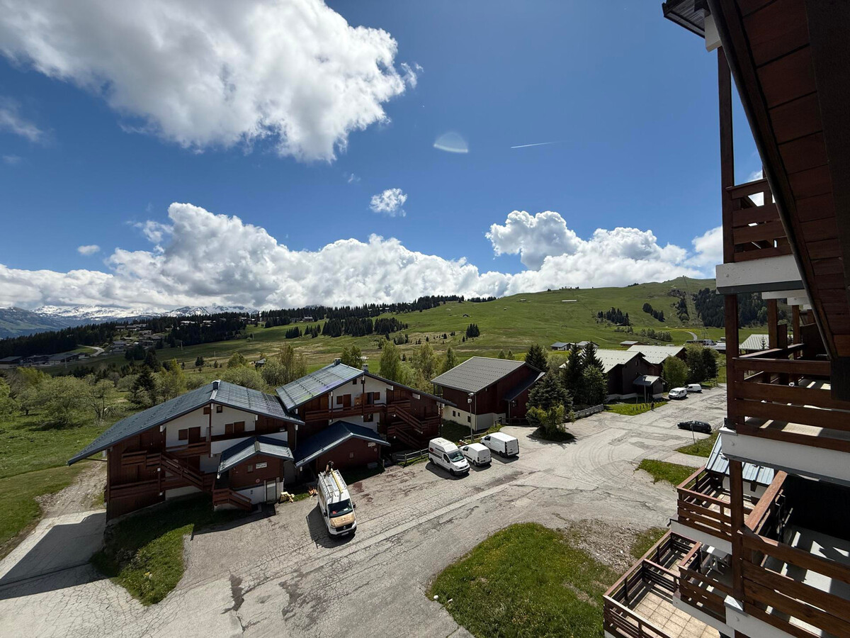 Studio cabine 4 pers aux Saisies, balcon sud, vue Beaufortain - Photo 12