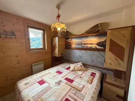 Appartement 2P+Cabine Les Saisies, balcon vue chapelle : photo 9