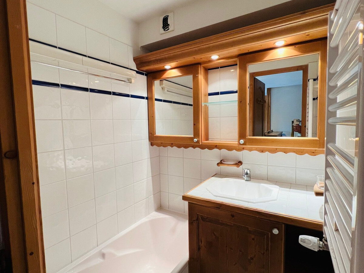 T3 45m² balcon sud, accès piscine résidence, Les Saisies - Photo 3