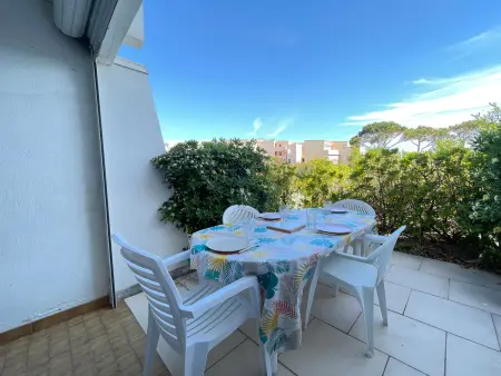 Location appartement à Sète, Appartement 2 pièces face à la mer avec terrasse, parking privé et wifi à Sète