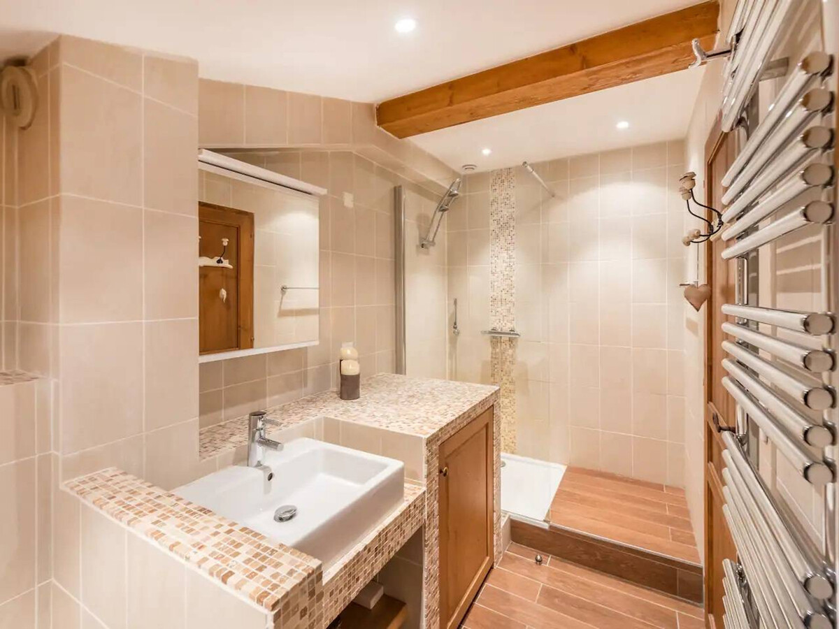 Duplex 75m² Val Thorens, 8 pers., vue montagne et casier à ski - Photo 15
