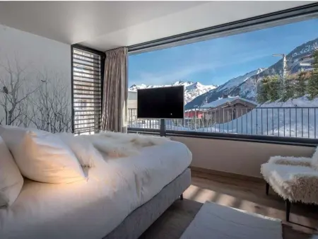 Chalet de luxe skis aux pieds avec SPA - Courchevel - Photo 8